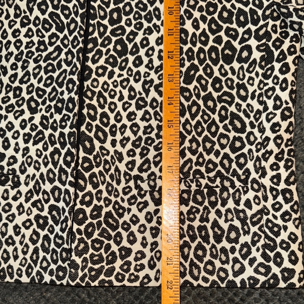 Ann Taylor Black and White Leopard Print open blazer. Size‎ Small - Picture 7 of 9